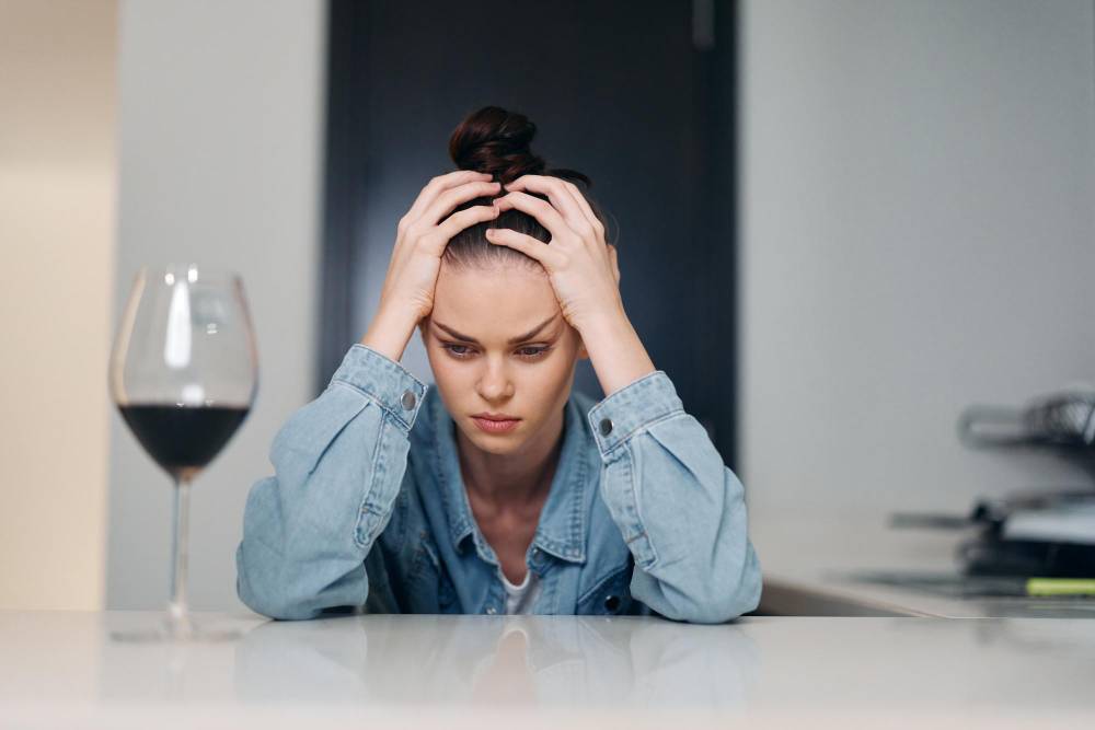 Domowe sposoby na obrzydzenie alkoholu: Jak to zrobić?